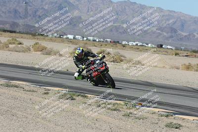 media/Oct-30-2025-Racers Edge (Thu) [[dabbdaf680]]/3-B Group/Session 3 (Turn 15 Inside)/